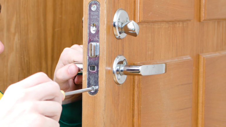 Locksmith in Vista